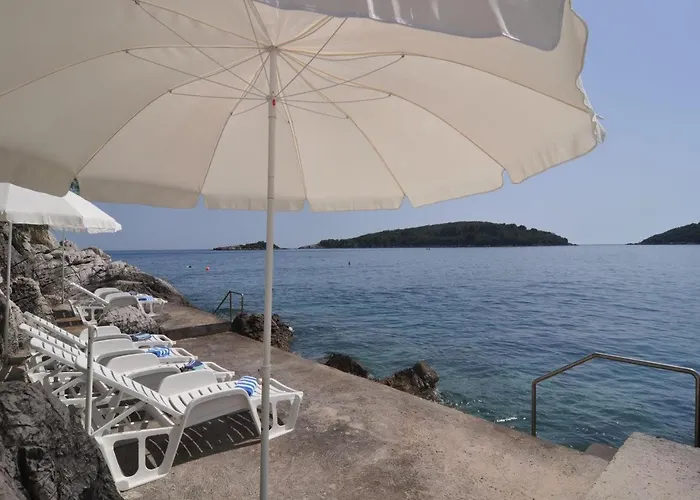 Holiday Home Marina- Beachfront, Sea View And Free Parking