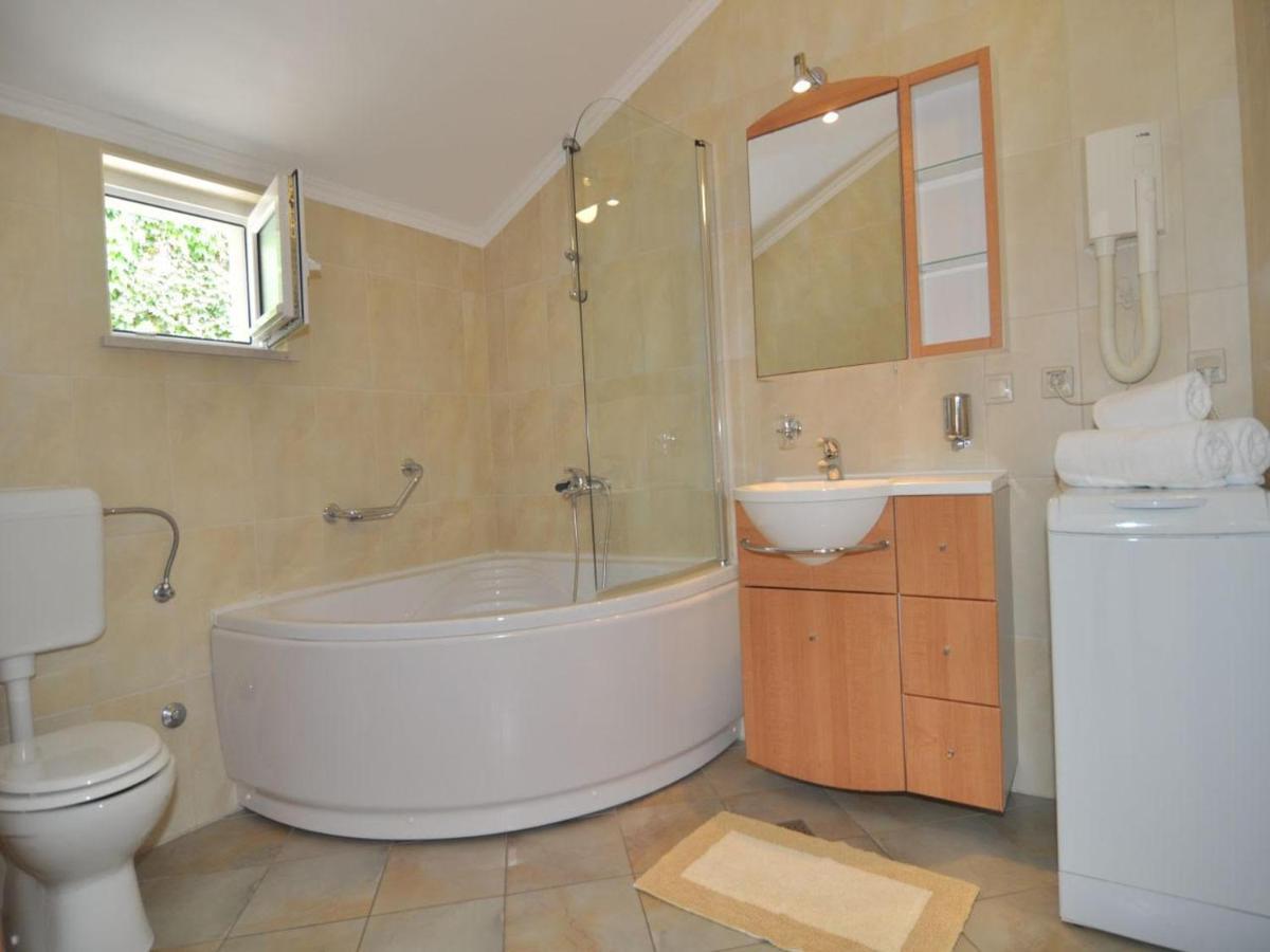 Appartamento Marina- Beachfront, Sea View And Free Parking *